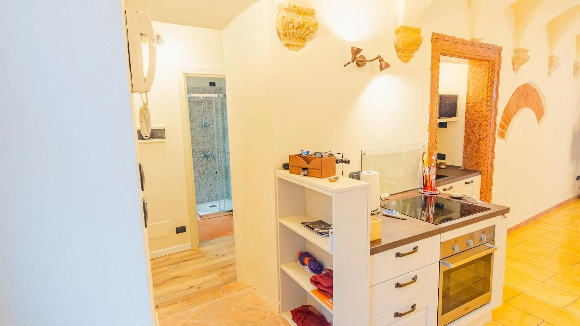 Domus Le Mura - Italian Homing Verona Apartment